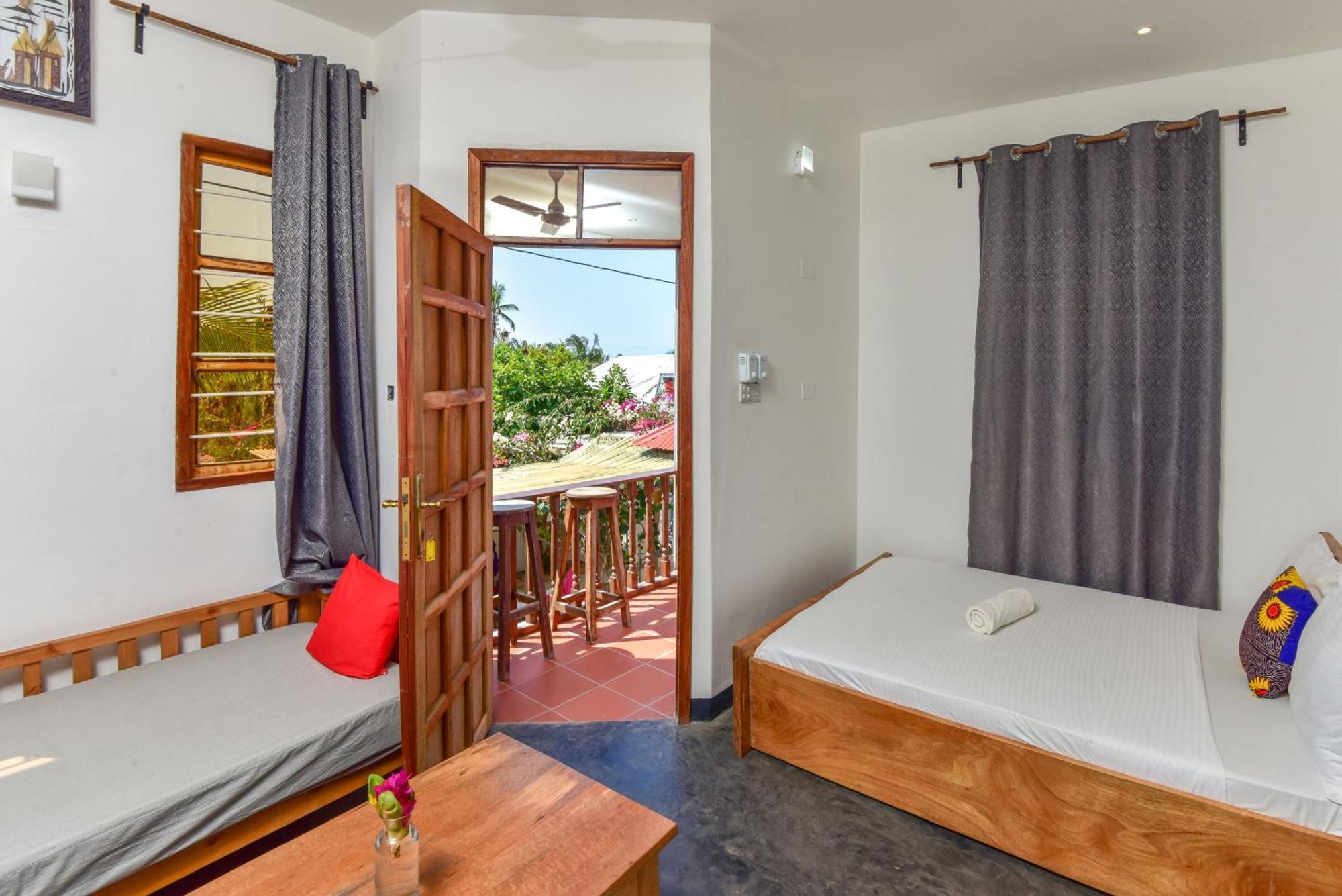 Barabara House Bed and Breakfast Jambiani  Buitenkant foto