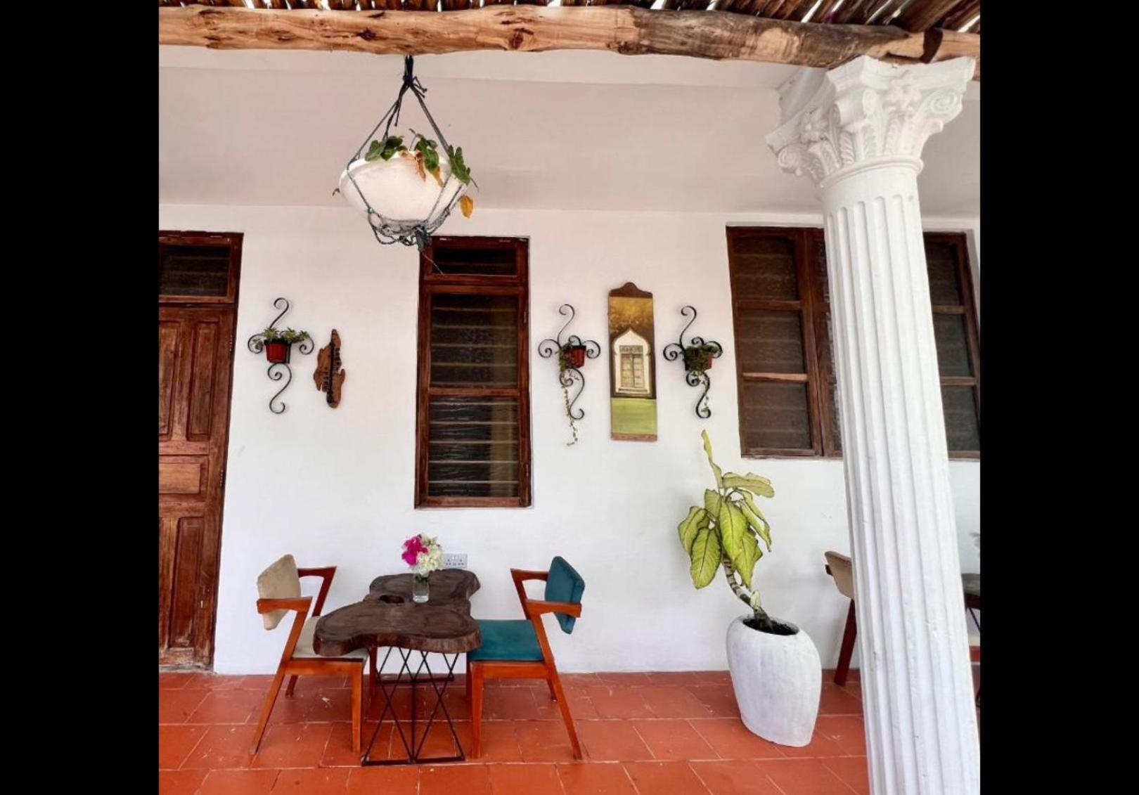 Barabara House Bed and Breakfast Jambiani  Buitenkant foto