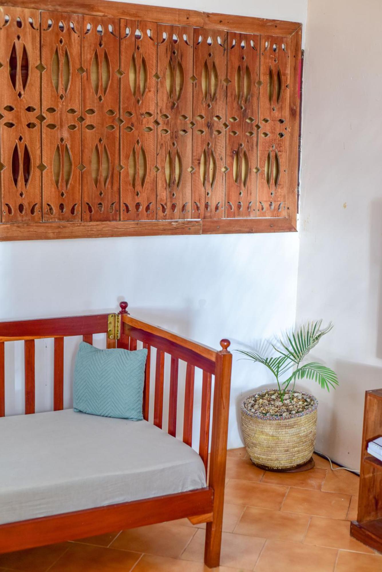 Barabara House Bed and Breakfast Jambiani  Buitenkant foto