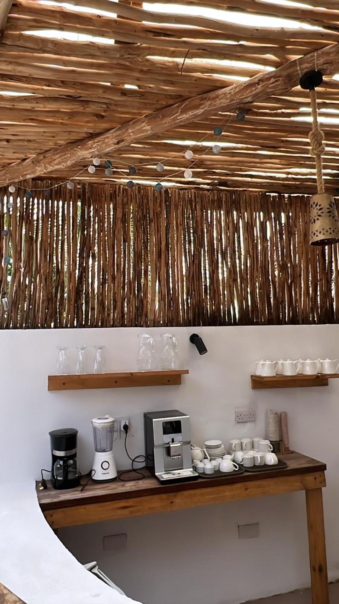 Barabara House Bed and Breakfast Jambiani  Buitenkant foto